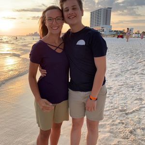 Meet your Posher, Grant